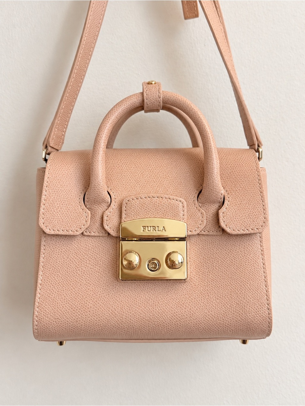 Furla Metropolis Leather Top Handle Bag – Magnolia